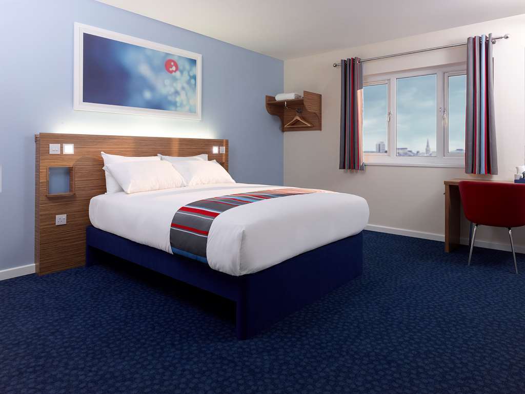 Travelodge Bedford Goldington Road Rum bild