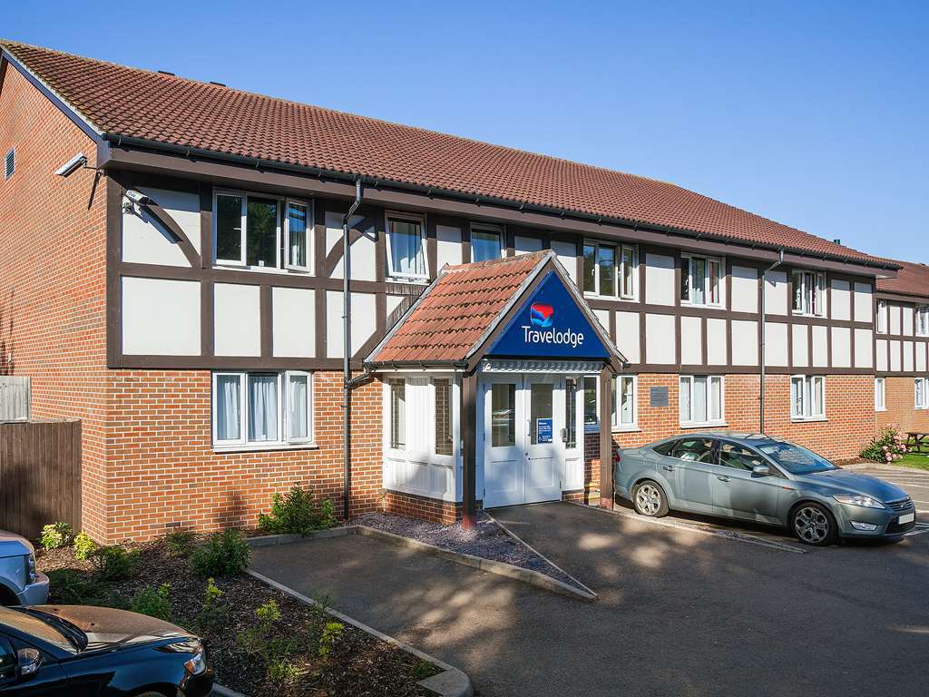 Travelodge Bedford Goldington Road Exteriör bild