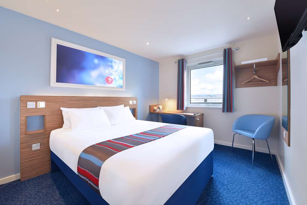 Travelodge Bedford Goldington Road Rum bild